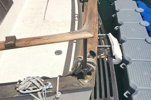 LELE WAI 34ft CHB Yacht For Sale