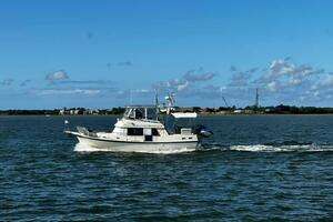 1980 Hatteras 42LRC thumbnail 2