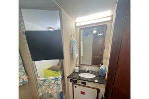 1980 Hatteras 42LRC thumbnail 38