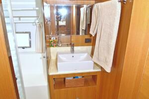 Wanderlust 60ft Dyna Yachts Yacht For Sale