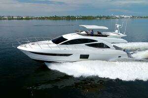 2015 Dyna Yachts 60 Pilothouse Motoryacht thumbnail 7