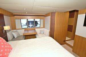 2015 Dyna Yachts 60 Pilothouse Motoryacht thumbnail 72