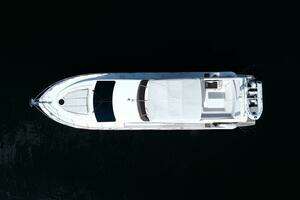 2015 Dyna Yachts 60 Pilothouse Motoryacht thumbnail 2