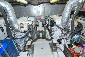 2015 Dyna Yachts 60 Pilothouse Motoryacht thumbnail 85