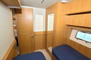 2015 Dyna Yachts 60 Pilothouse Motoryacht thumbnail 55
