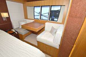 2015 Dyna Yachts 60 Pilothouse Motoryacht thumbnail 74