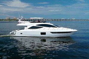 2015 Dyna Yachts 60 Pilothouse Motoryacht thumbnail 9
