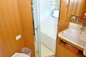 Wanderlust 60ft Dyna Yachts Yacht For Sale