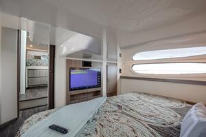 Regal XO 38 Lady G- VIP Stateroom