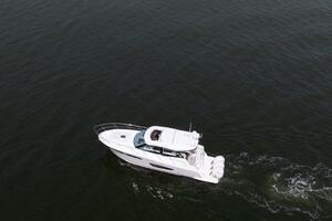 Regal XO 38 Lady G- Profile