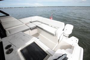 Regal XO 38 Lady G- Seating