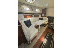 2002 Rinker 342 Fiesta Vee thumbnail 18