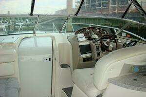 2002 Rinker 342 Fiesta Vee thumbnail 12