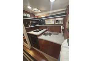 37ft Rinker Yacht For Sale