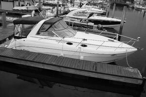 37ft Rinker Yacht For Sale