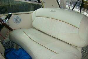 2002 Rinker 342 Fiesta Vee thumbnail 14