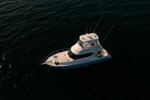 2002 Riviera 40 Flybridge - SKIESTA