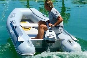 2002 Riviera 40 Flybridge - SKIESTA - Achilles Dinghy