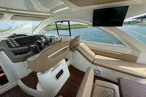 2013 Beneteau 38 Gran Turismo thumbnail 11