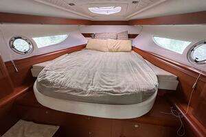 2013 Beneteau 38 Gran Turismo thumbnail 22
