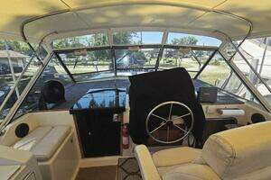 1986 Chris-Craft 381 Catalina thumbnail 11