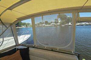 1986 Chris-Craft 381 Catalina thumbnail 7