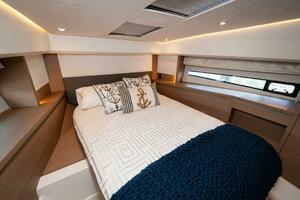2017 Prestige 460 Flybridge- 