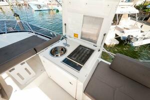 2017 Prestige 460 Flybridge- 