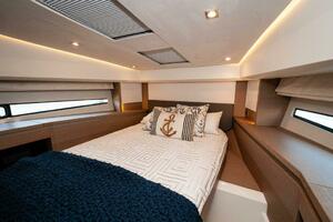2017 Prestige 460 Flybridge- 