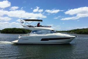 2017 Prestige 460 Flybridge- 