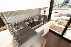 2017 Prestige 460 Flybridge- 