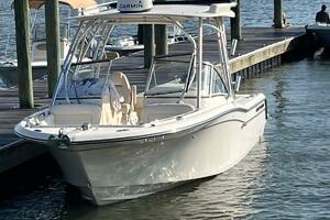 24ft Grady White Yacht For Sale