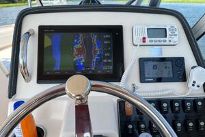 24ft Grady White Yacht For Sale
