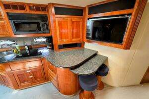 2005 Cruisers Yachts 540 Express thumbnail 44