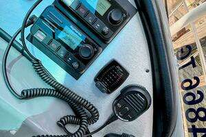 2005 Cruisers Yachts 540 Express thumbnail 34