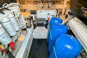 2005 Cruisers Yachts 540 Express thumbnail 65