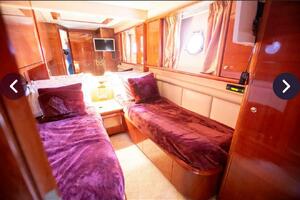 75FT (22.86M) AZIMUT Worth Avenue Yachts