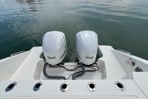 32ft Pursuit Yacht For Sale