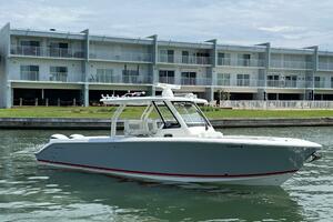 32ft Pursuit Yacht For Sale