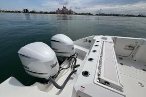 32ft Pursuit Yacht For Sale