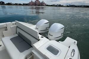 32ft Pursuit Yacht For Sale