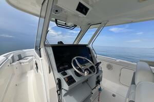 32ft Pursuit Yacht For Sale