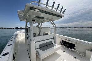 32ft Pursuit Yacht For Sale