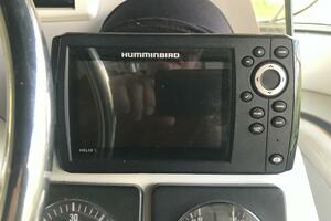 34 ft Mainship - Hummingbird Helix 5 GPS Chartplotter