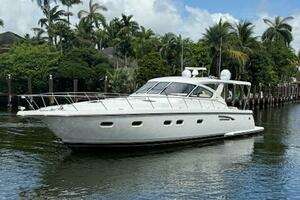 SHELLY ANNE 2000 Tiara Yachts 5200 Express Yacht For Sale in Ft. Lauderdale FL