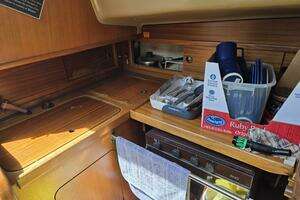 1987 Dehler Optima 101 thumbnail 32