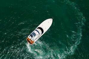 2011 Viking 70 Convertible thumbnail 22