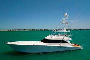 2011 Viking 70 Convertible thumbnail 28