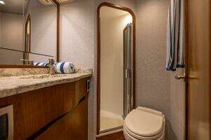 2011 Viking 70 Convertible thumbnail 54