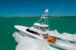 2011 Viking 70 Convertible thumbnail 5